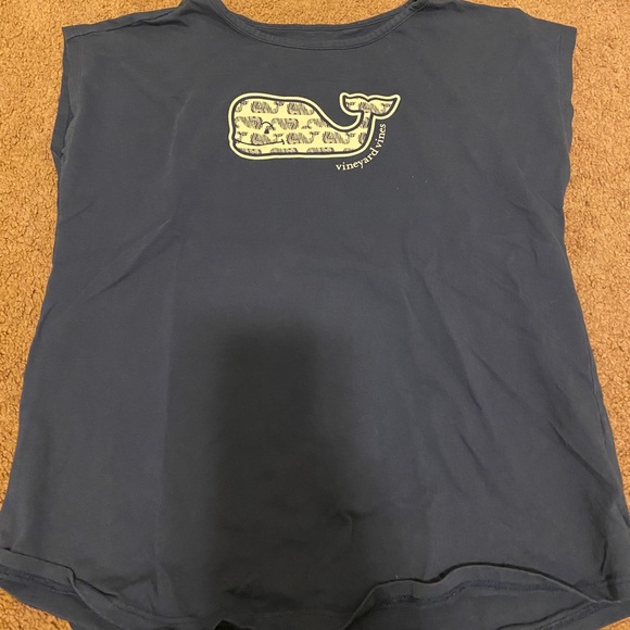 vineyard vines t-shirt - Picture 2 of 2